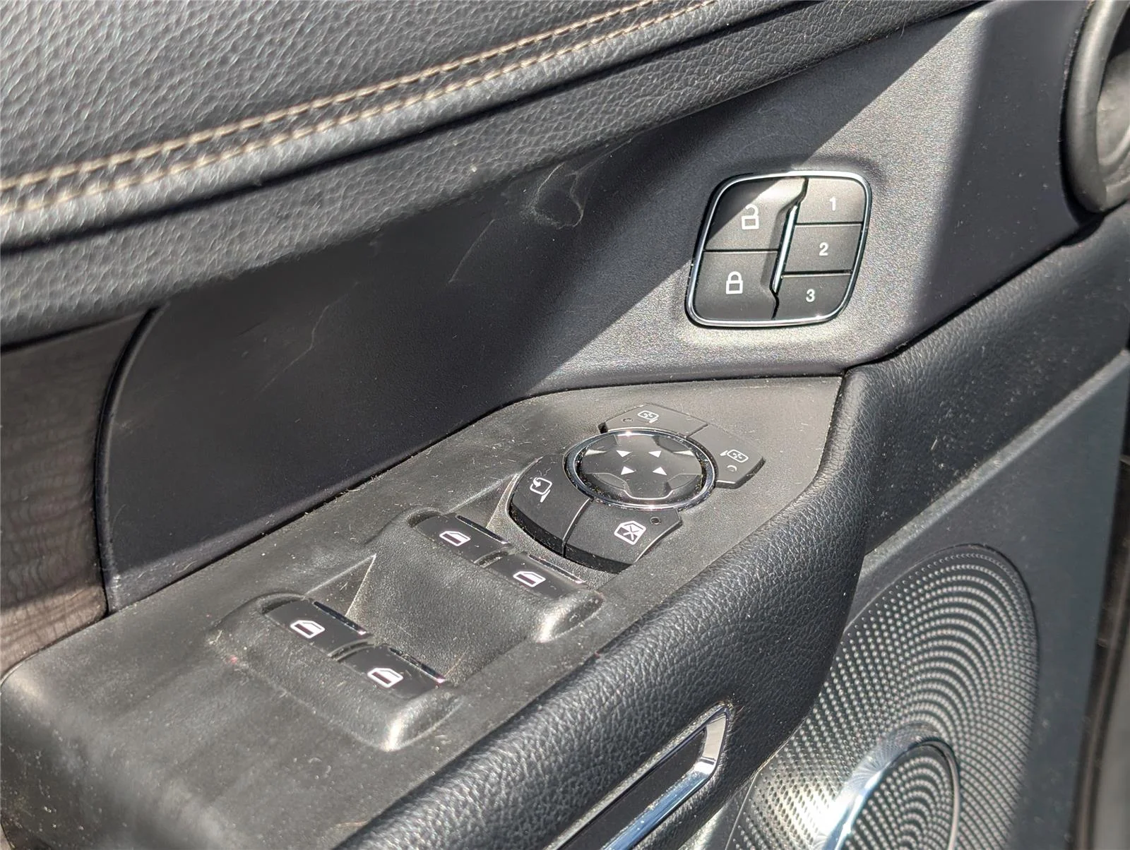 Used 2021 Agate Black Ford Limited image 15
