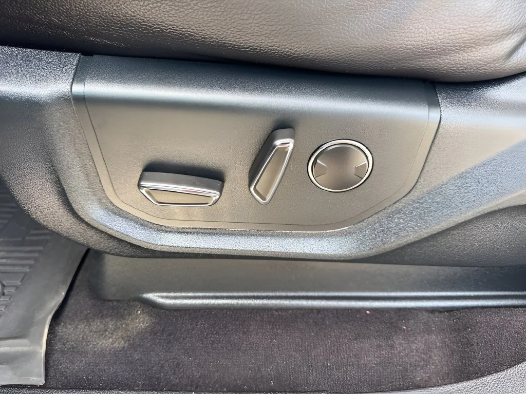 Used 2020 Gray Ford Limited image 10