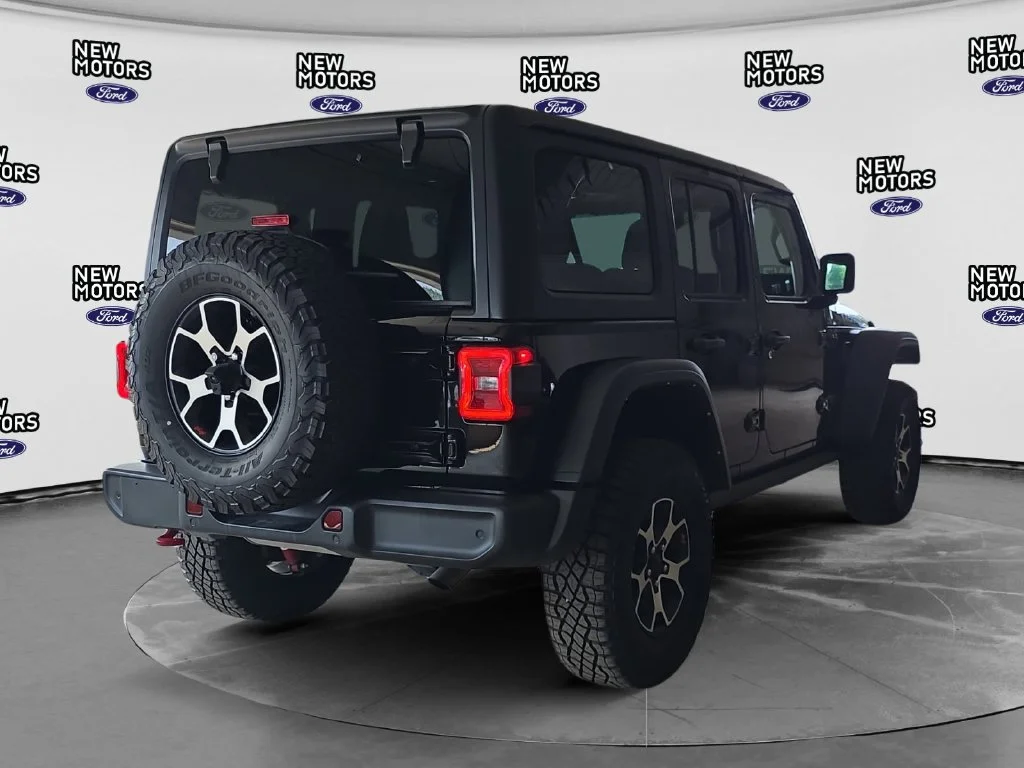 Used 2021 Black Clearcoat Jeep Unlimited Rubicon image 5