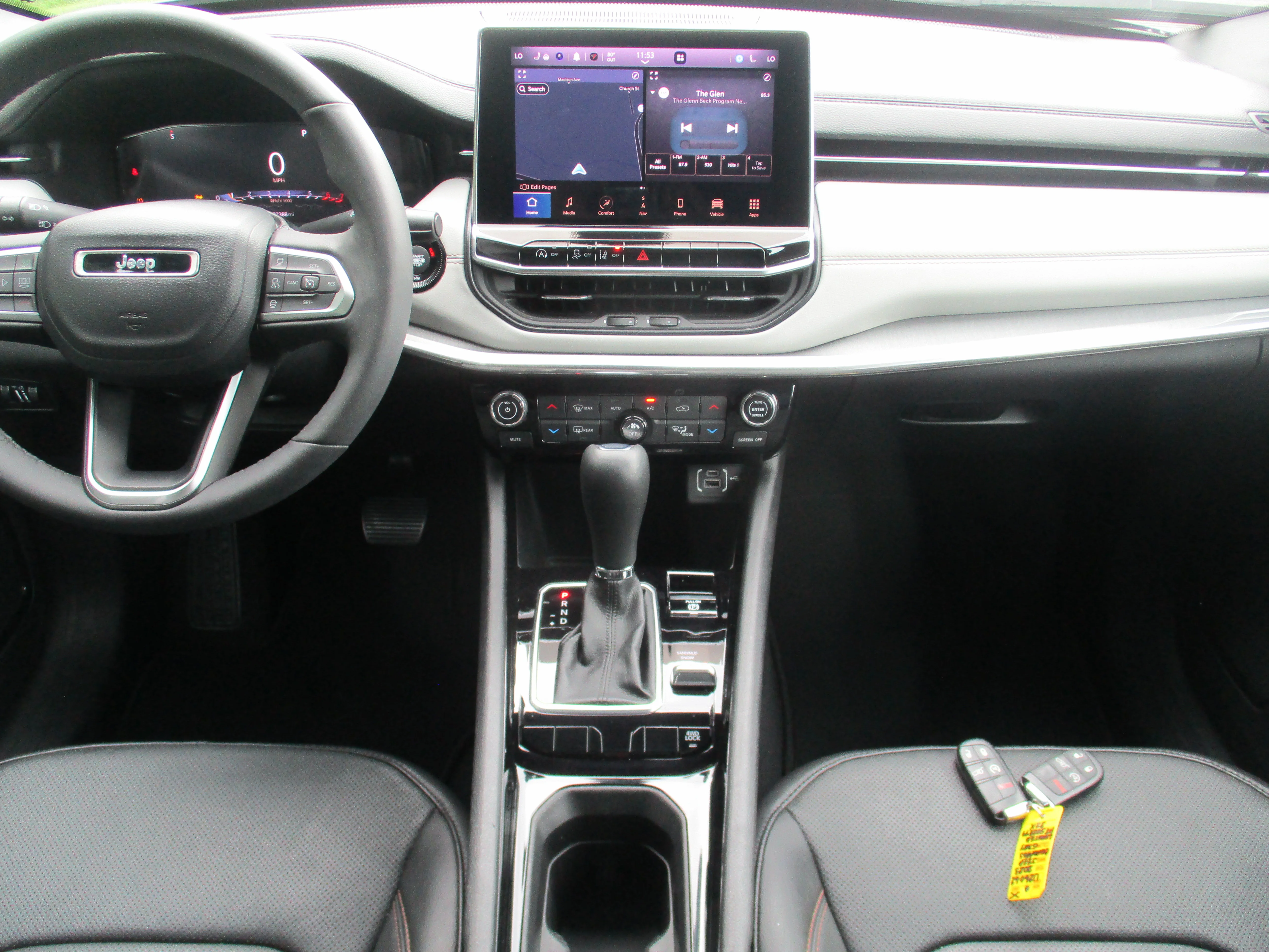 Used 2023 Granite Crystal Metallic Clearcoat Jeep Limited image 14