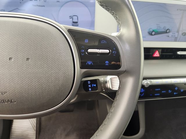 Certified Used 2024 White Hyundai SE image 24