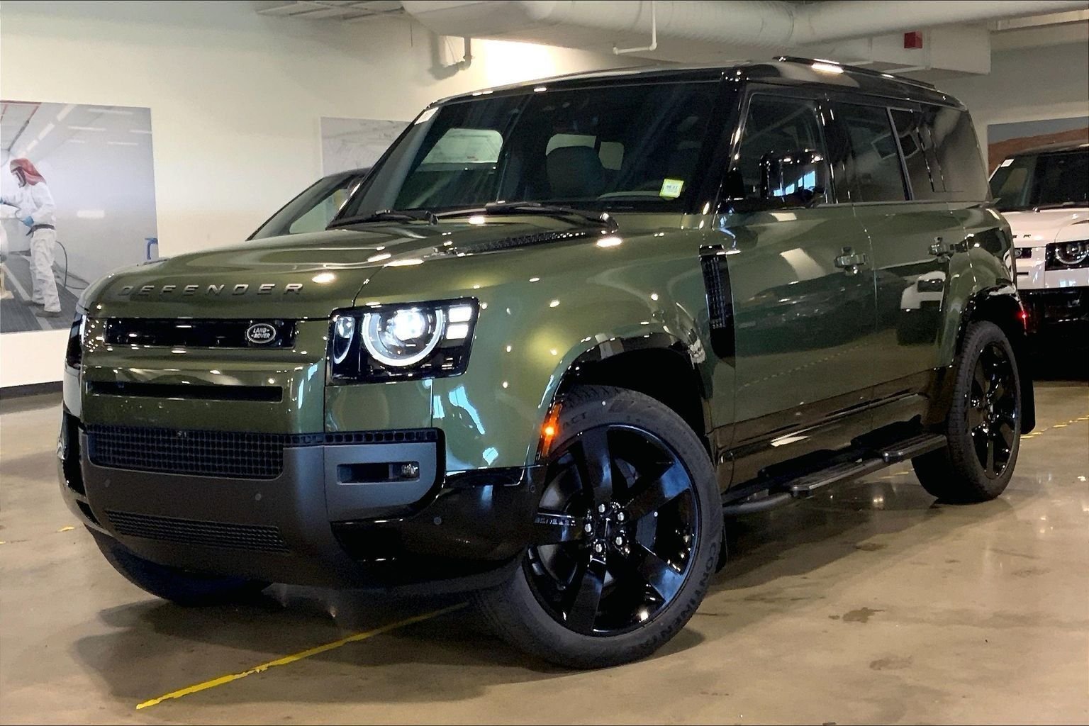 New 2026 Woolstone Green LAND ROVER X-Dynamic SE image 1