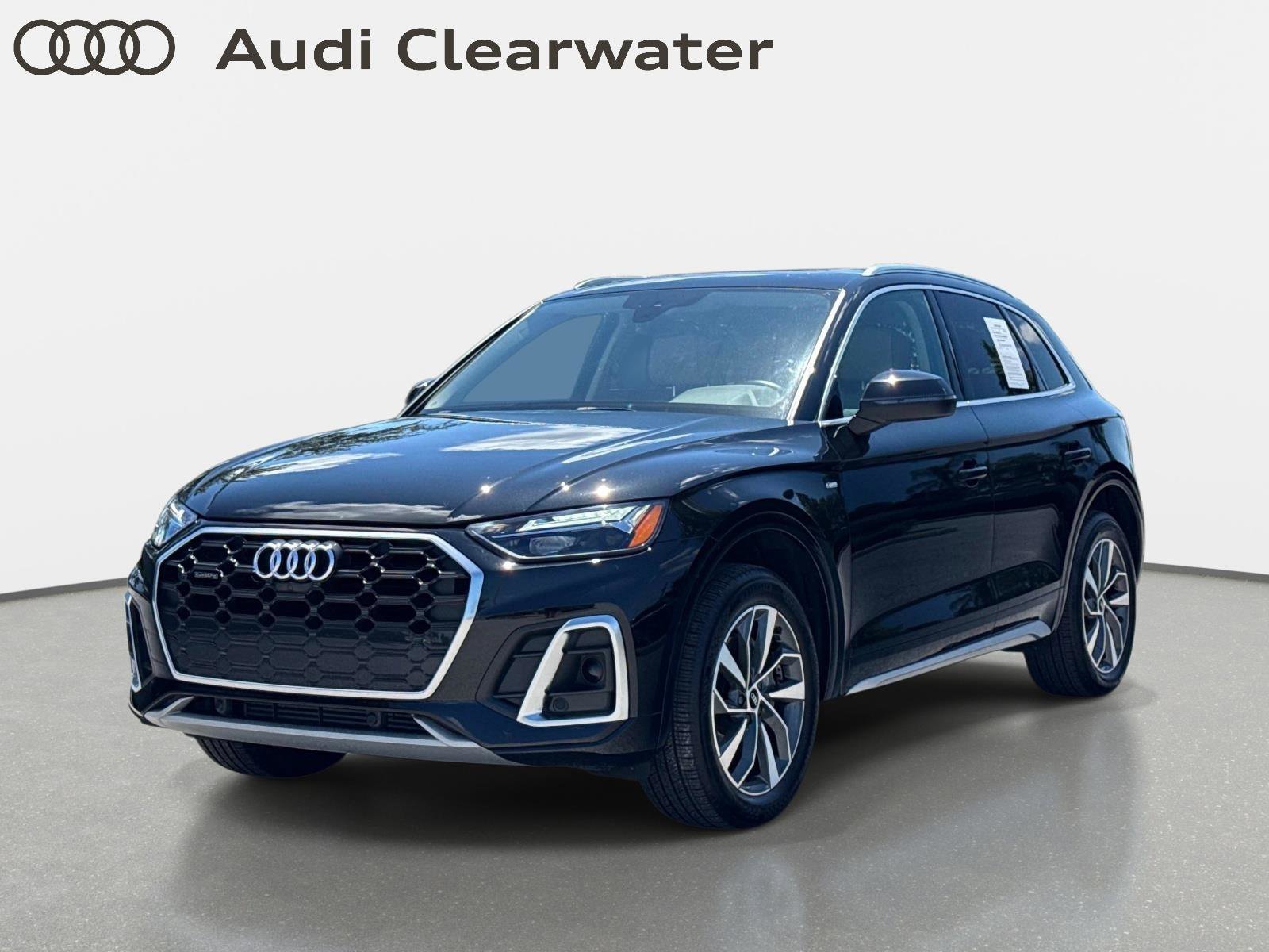 2023 Audi Q5 45 Premium Plus's photo