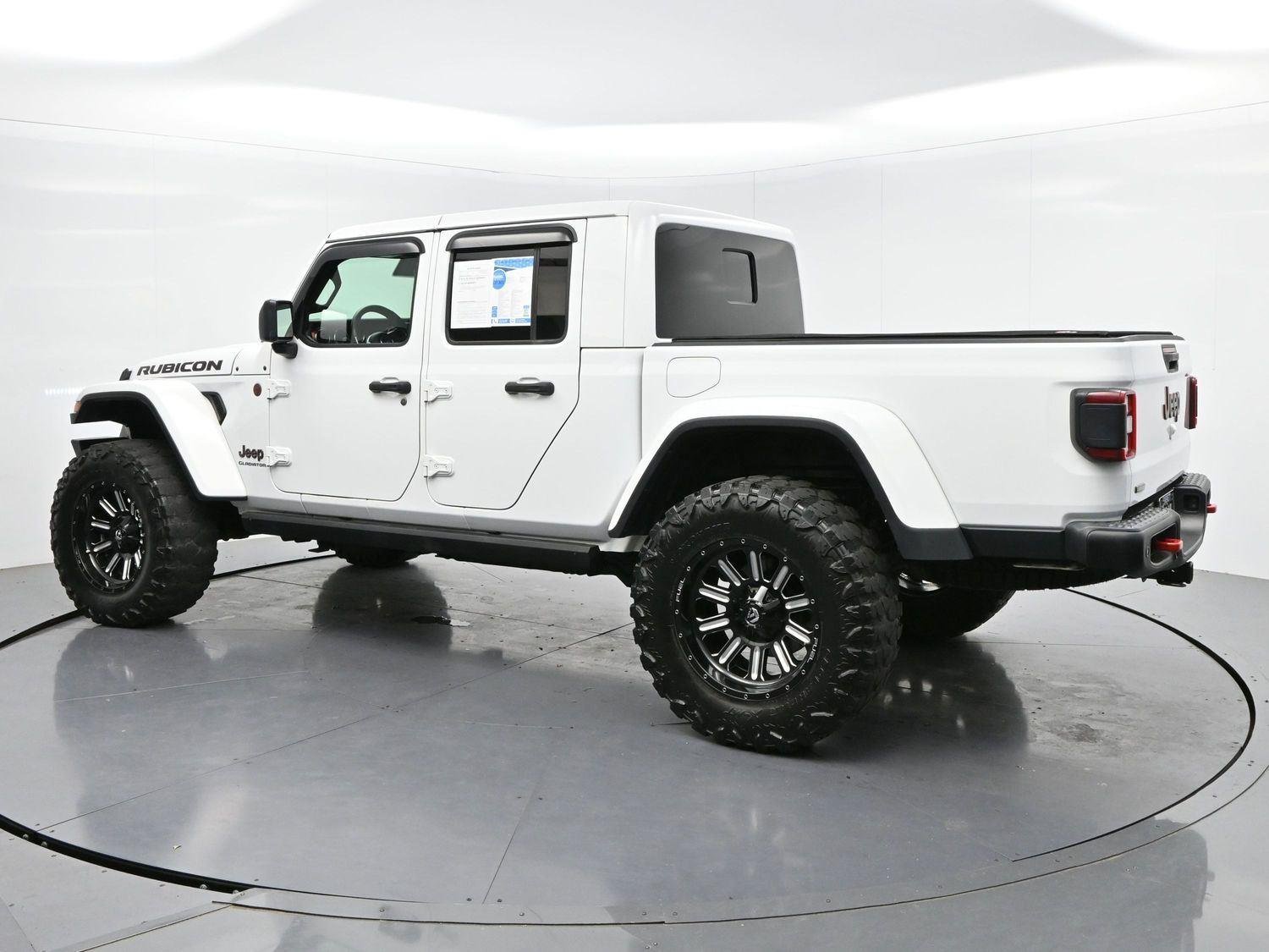 Used 2021 Bright White Clearcoat Jeep Rubicon image 5