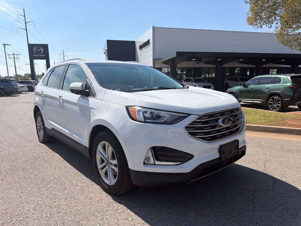 Used 2020 White Ford SEL image 3