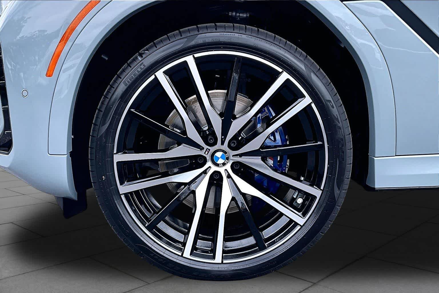 New 2027 Brooklyn Grey Metallic BMW xDrive40i image 11