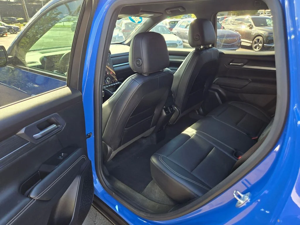 Used 2026 Rapids Metallic GMC Elevation image 15