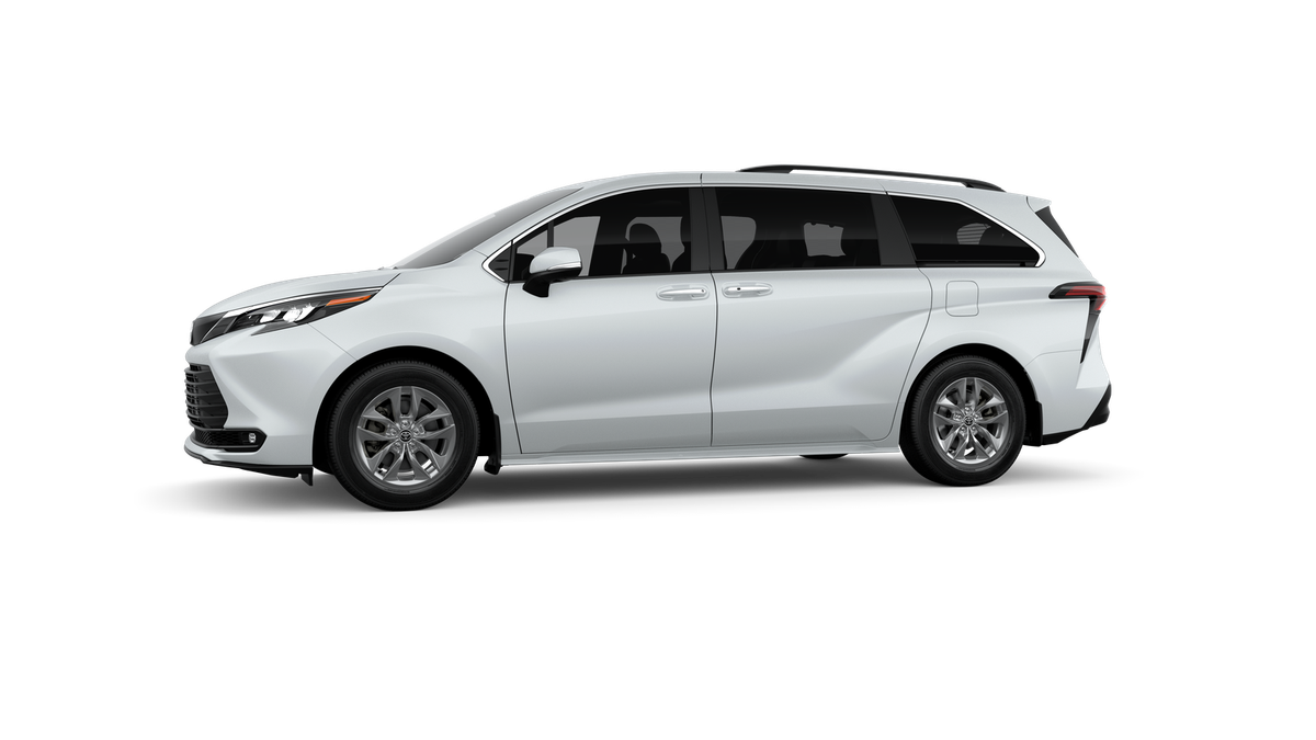 New 2026 Wind Chill Pearl Toyota XLE image 3