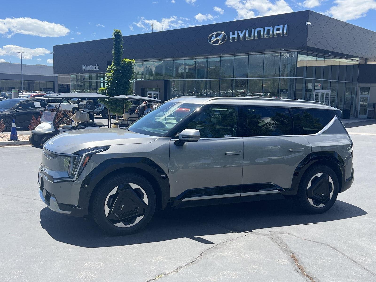 2024 Kia EV9 Land AWD's photo