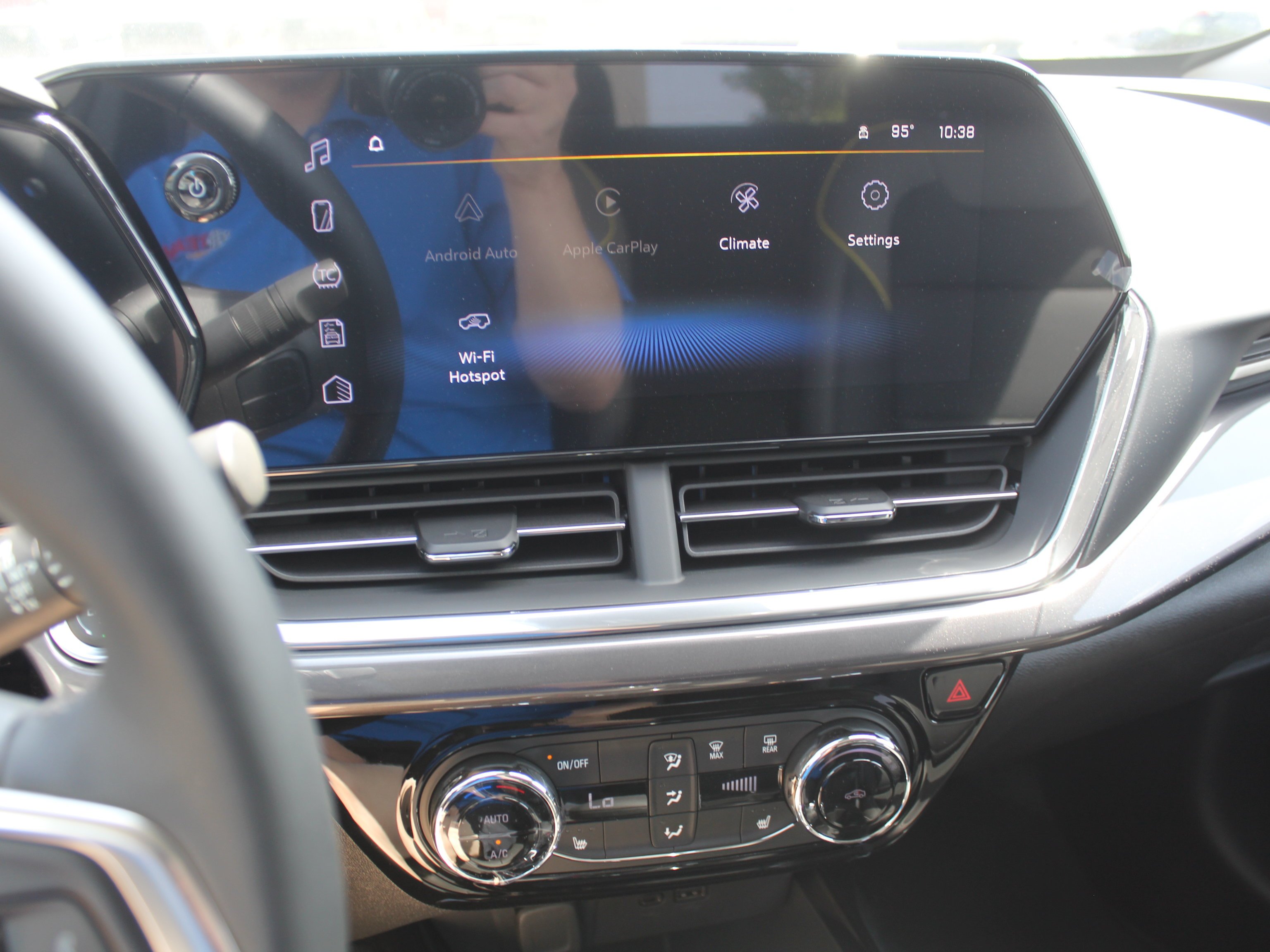 2026 Chevrolet Trax Activ - Photo 12
