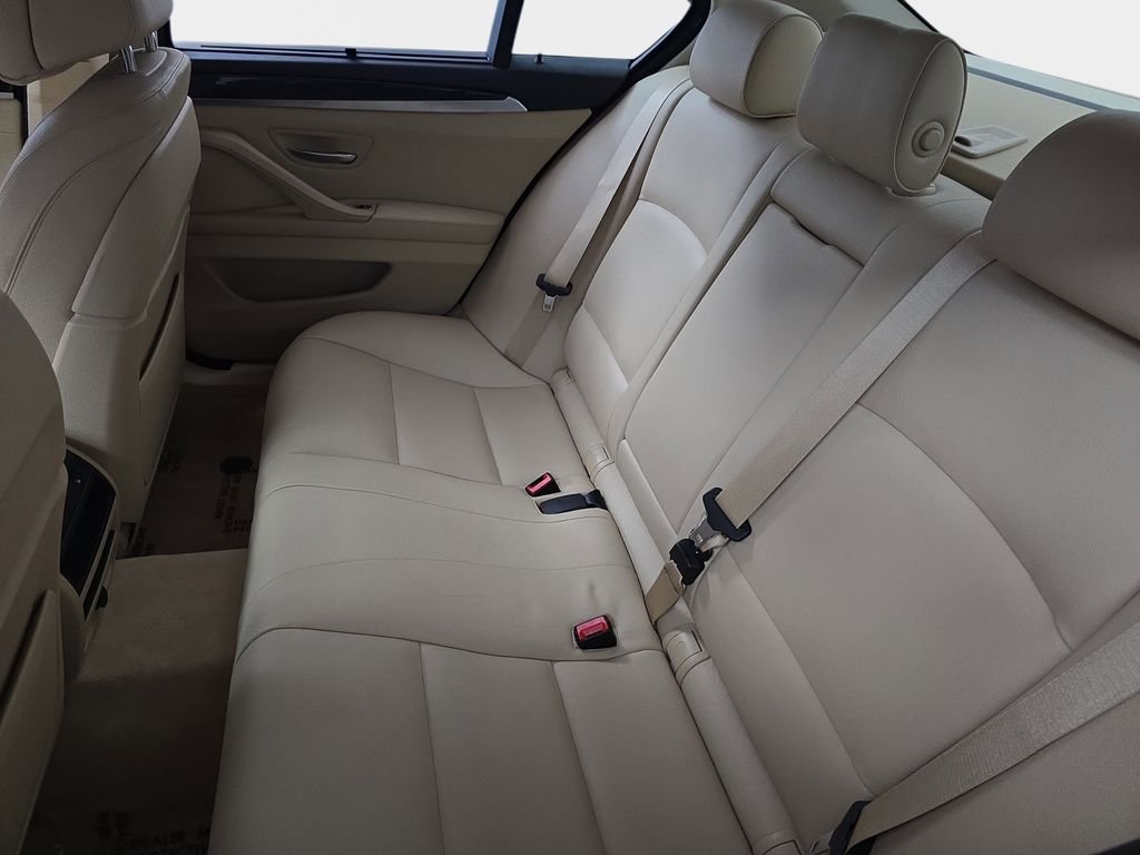 Used 2015 Jatoba Brown Metallic BMW 528i xDrive image 17