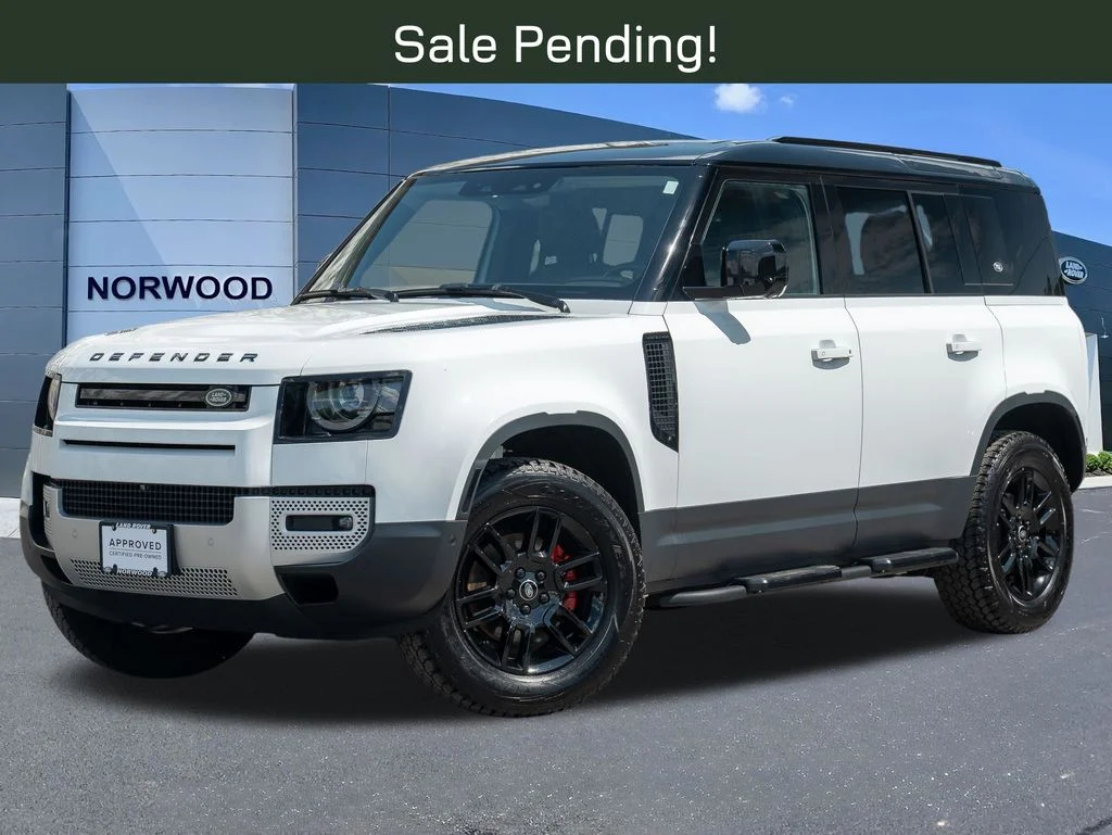 2024 Land Rover Defender 110 S P300's photo