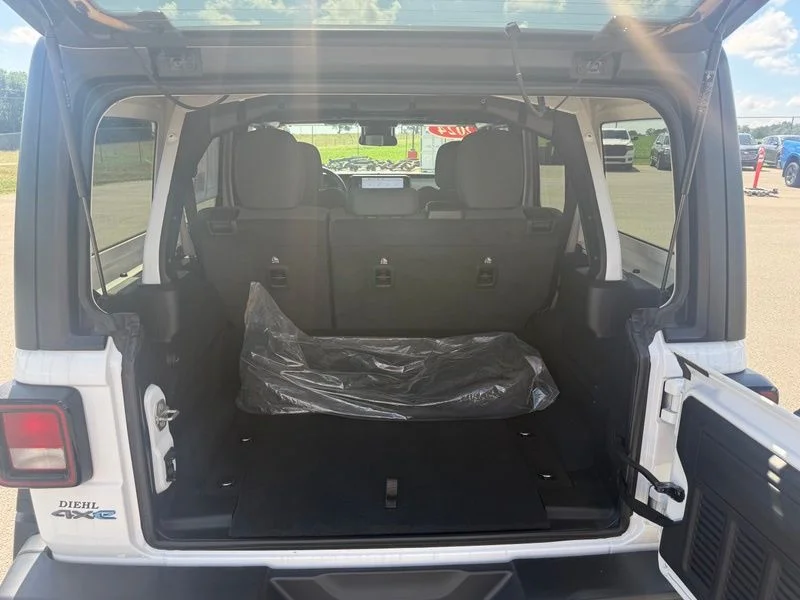 Used 2024 White Jeep Willys 4xe image 15