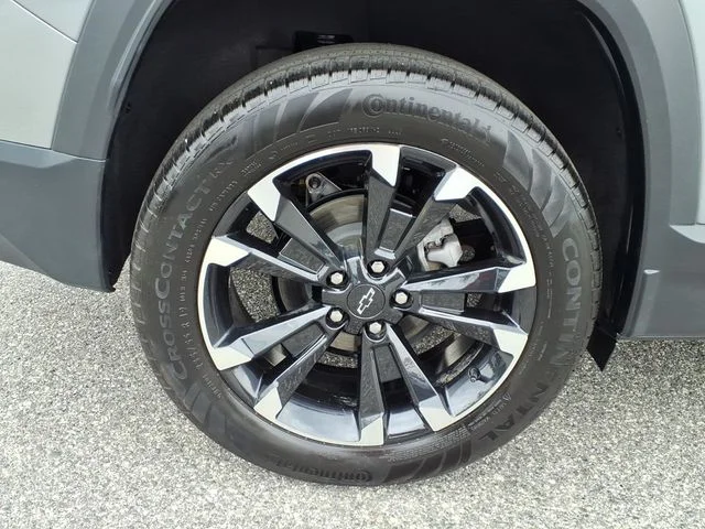 Used 2026 Gray Chevrolet RS image 31