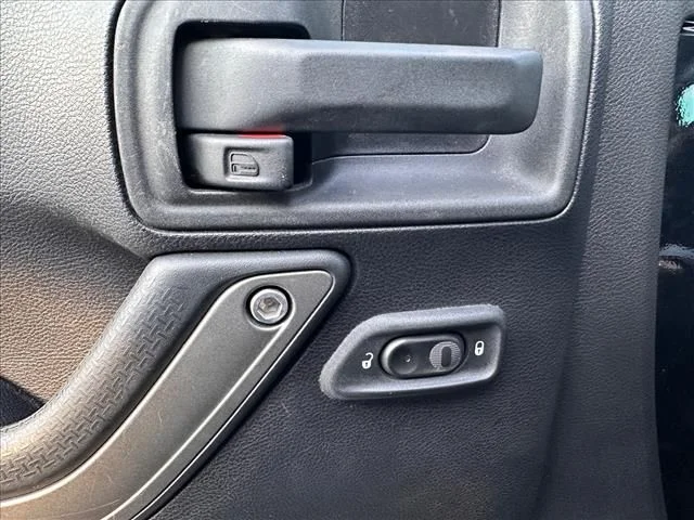 2014 Jeep Wrangler Unlimited Sport - Photo 21