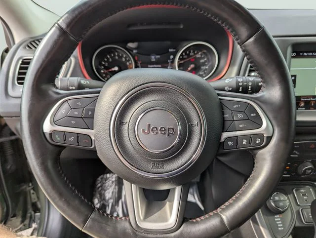 Used 2021 Green Jeep Trailhawk image 32