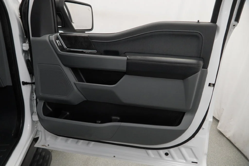 Used 2022 White Ford XLT image 41