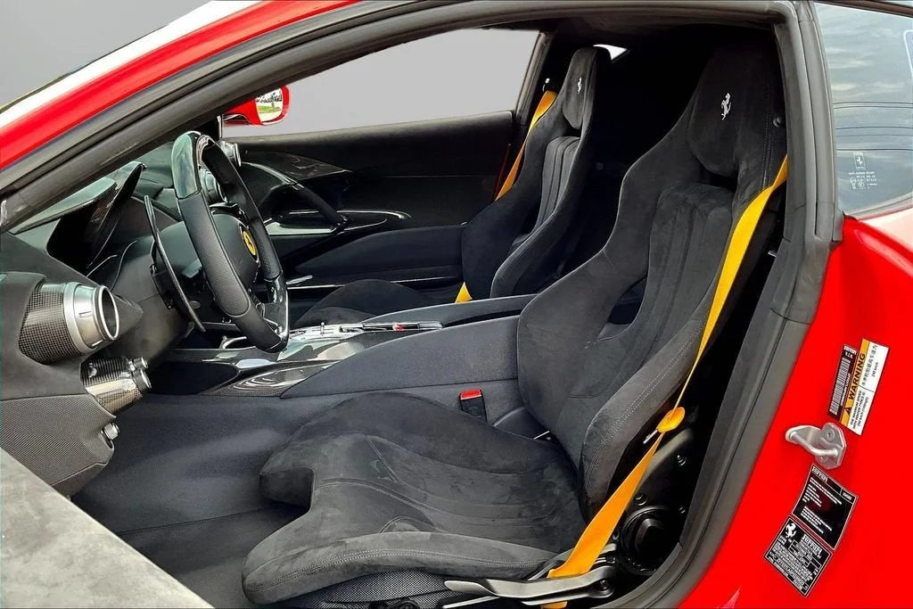 Used 2023 Rosso Scuderia Ferrari  image 19