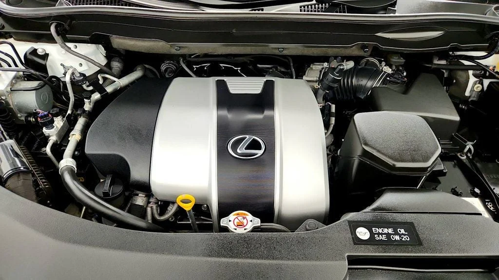 Used 2022 Eminent White Pearl Lexus RX 350L AWD image 28