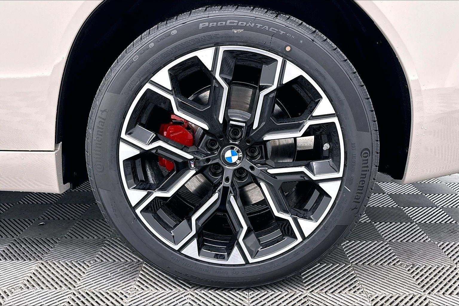 New 2026 Dune Grey Metallic BMW M50 xDrive image 19