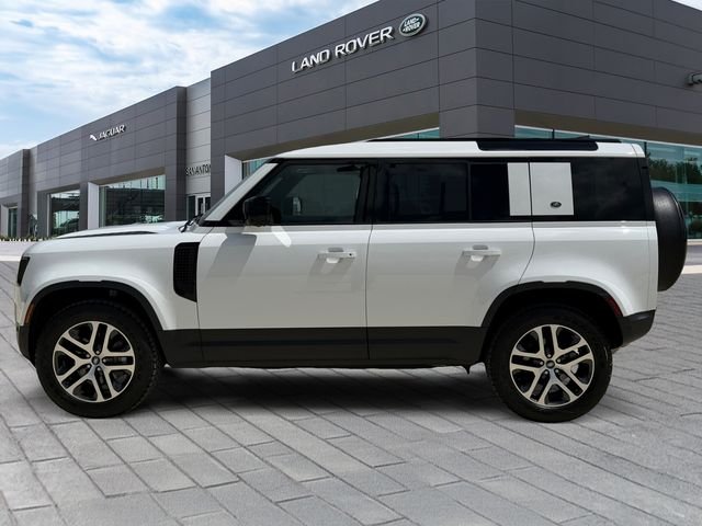 Certified Used 2024 Fuji White Land Rover S image 2