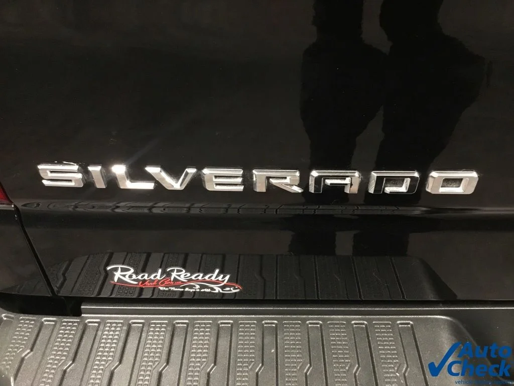 2020 Chevrolet Silverado 1500 RST - Photo 19