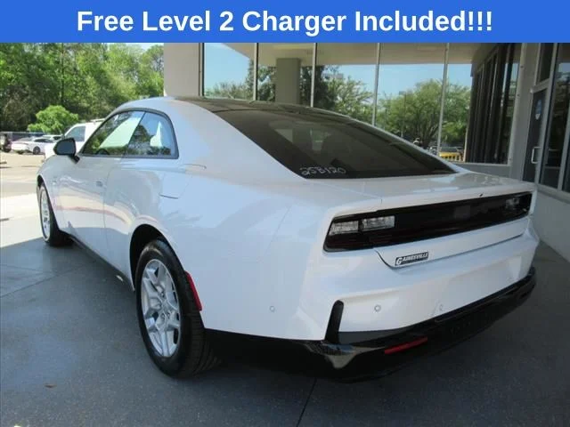 2025 Dodge Charger Daytona R/T - Photo 4