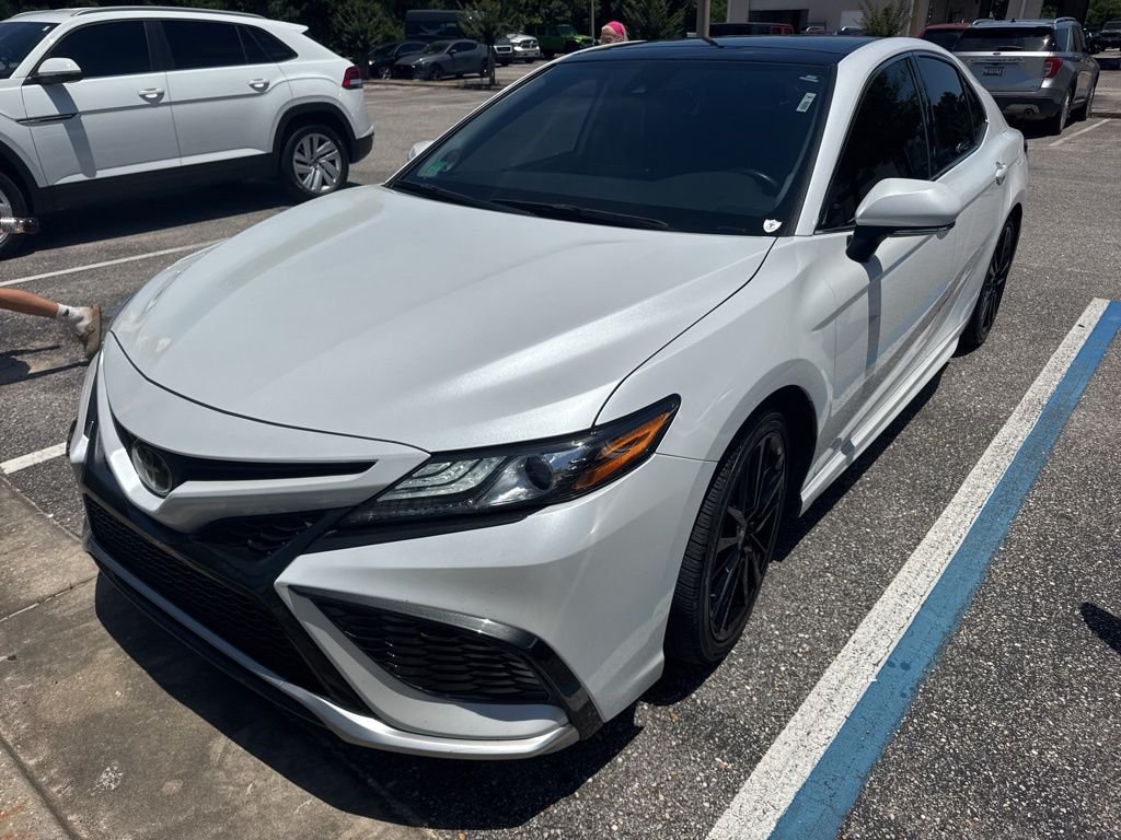2023 Toyota Camry XSE's photo