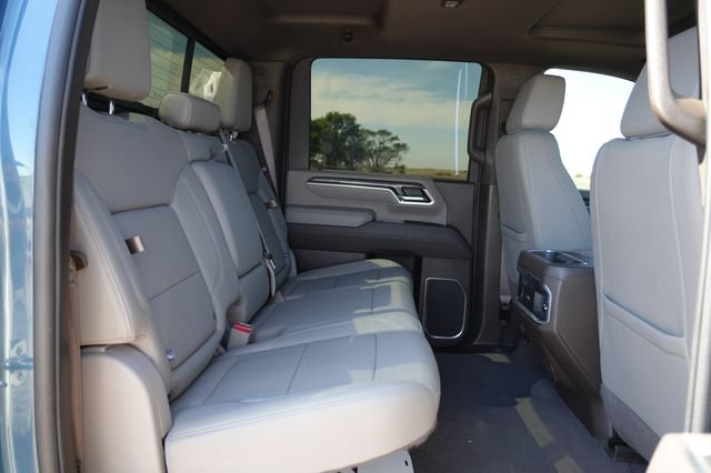 Used 2025 Blue Chevrolet LTZ image 22