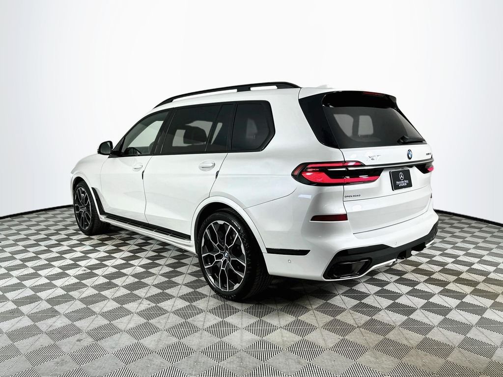 Used 2023 White BMW xDrive40i image 5