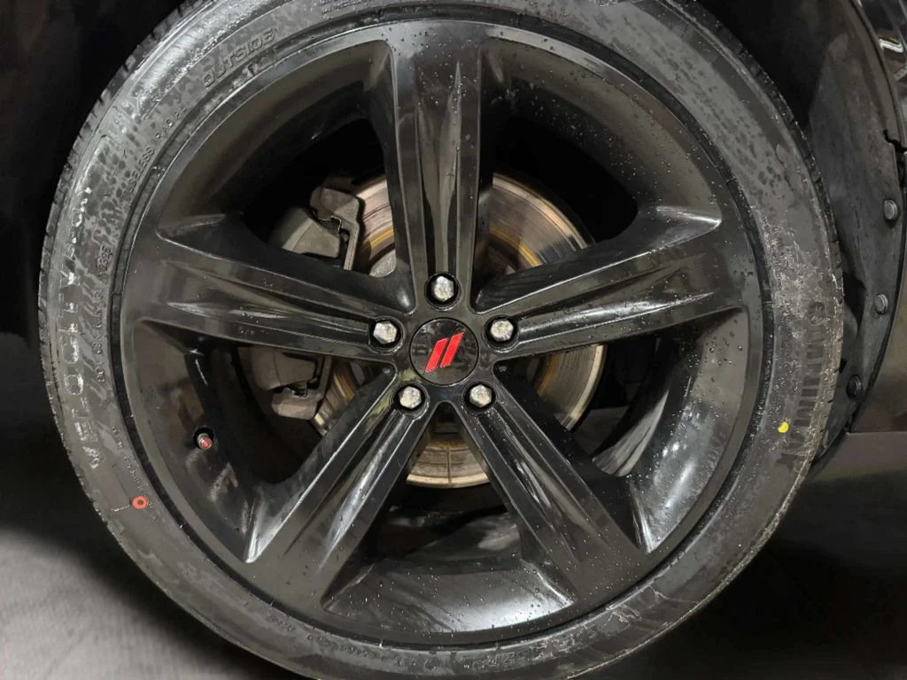 Used 2015 Pitch Black Clearcoat Dodge R/T Shaker image 31