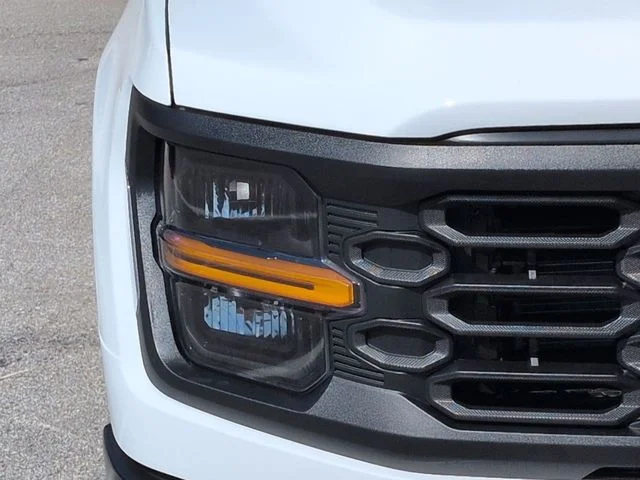 New 2026 Oxford White Ford XL image 10