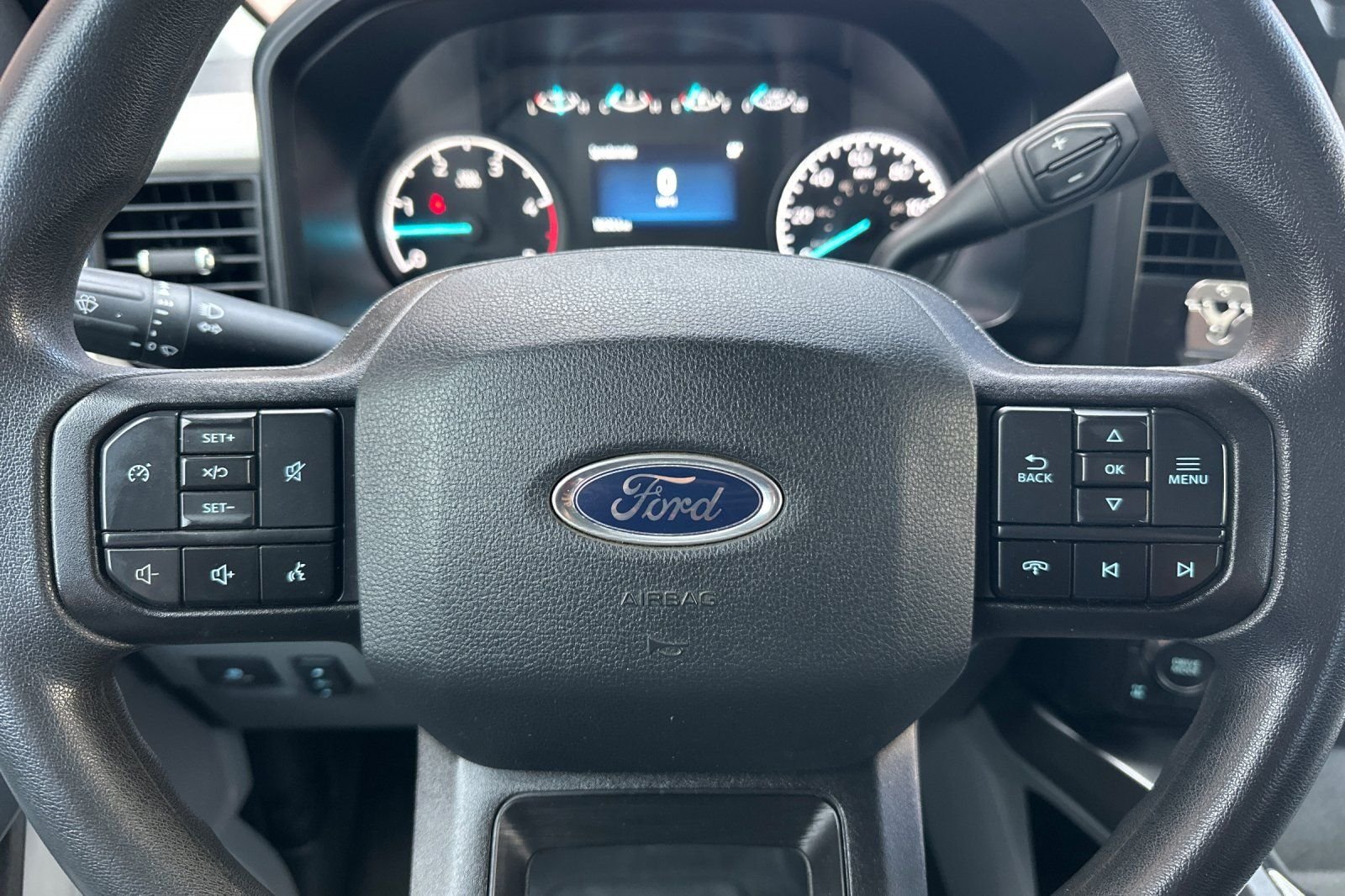 2023 Ford F-350 Super Duty XLT - Photo 28