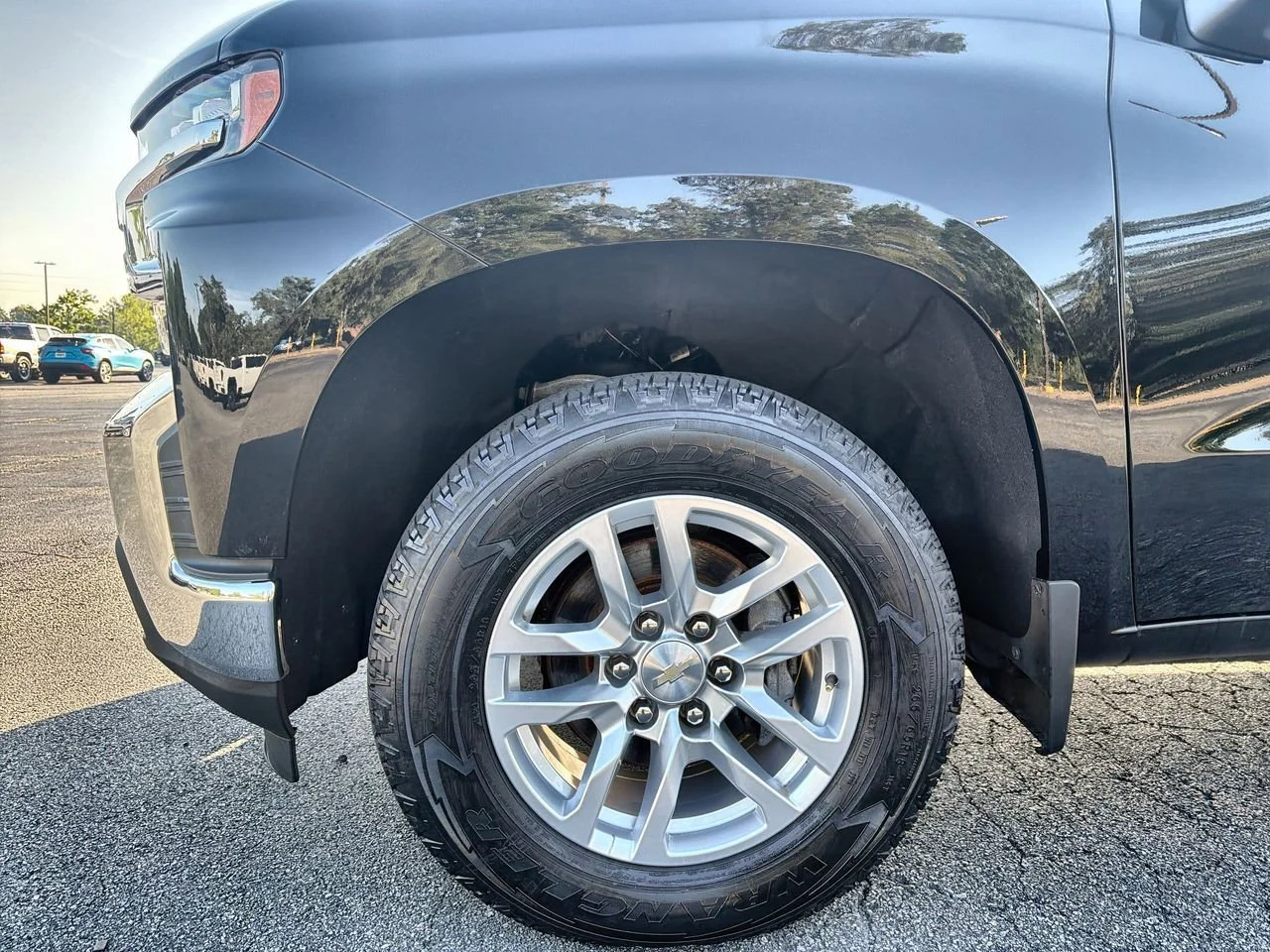 Used 2019 BLACK Chevrolet LT image 28