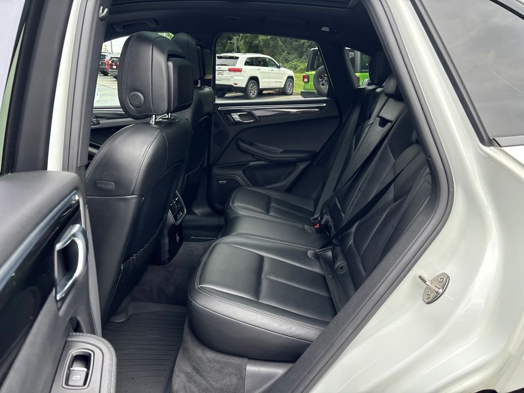Used 2017 White Porsche Base image 15