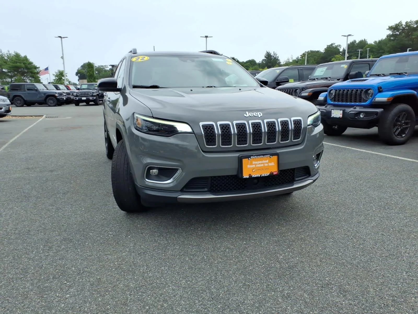 Certified Used 2022 STING Jeep Limited image 4