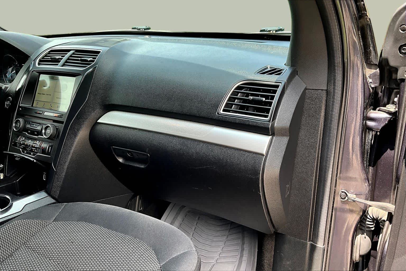 Used 2017 Smoke Quartz Metallic Tinted Clearcoat Ford XLT image 19