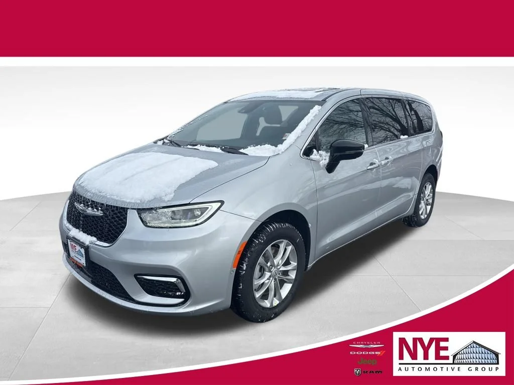 2026 Chrysler Pacifica Select AWD's photo