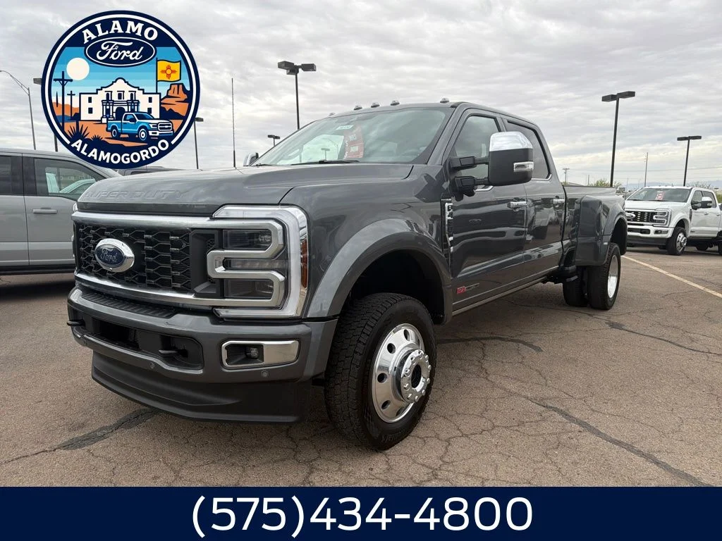 2026 Ford F-450 Platinum 4x4 Crew Cab 8' Box DRW's photo