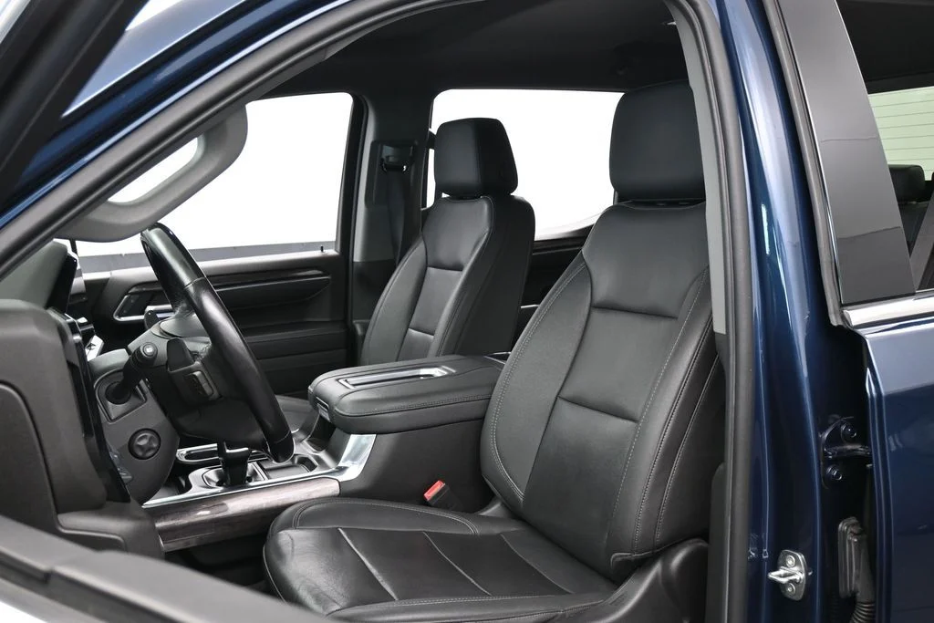 Used 2022 Northsky Blue Metallic Chevrolet LTZ image 10