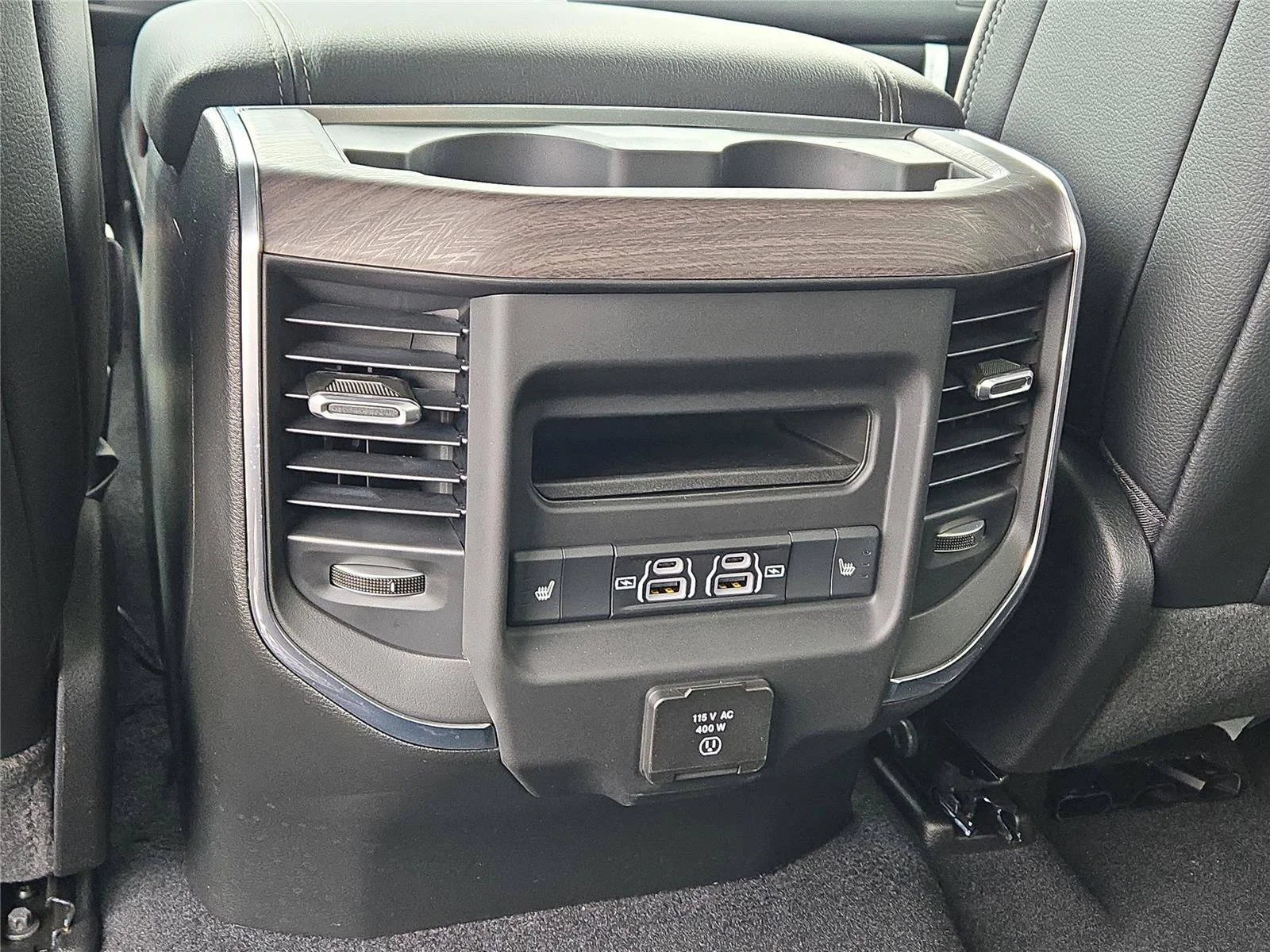 2026 RAM 1500 Laramie - Photo 19