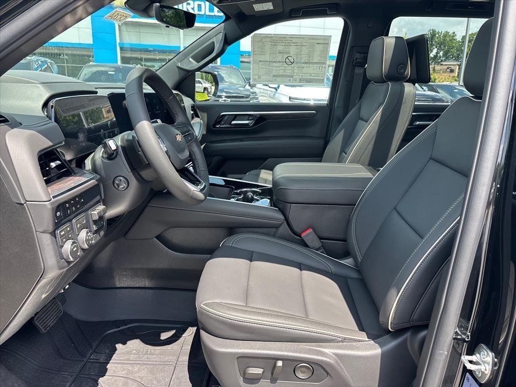 New 2026 Black Chevrolet Premier image 22