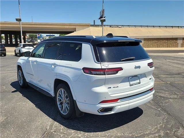 Used 2023 Bright White Clearcoat Jeep Summit 4x4 image 2