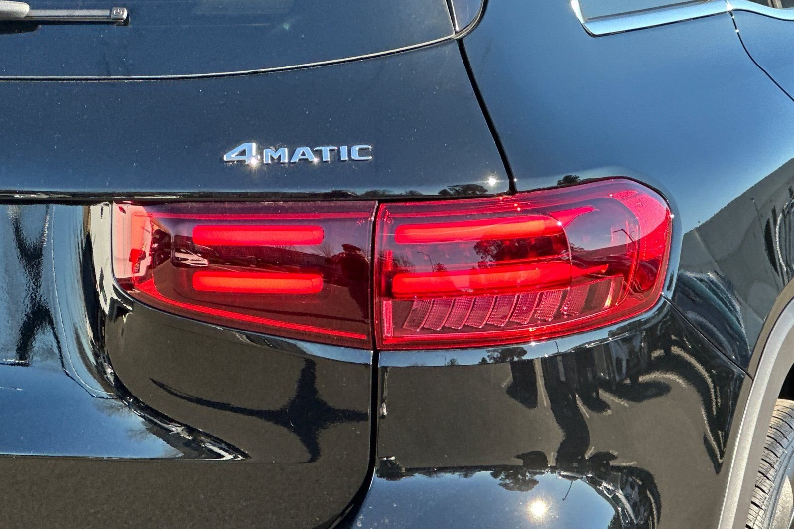 New 2026 Black Mercedes-Benz GLB 250 image 26