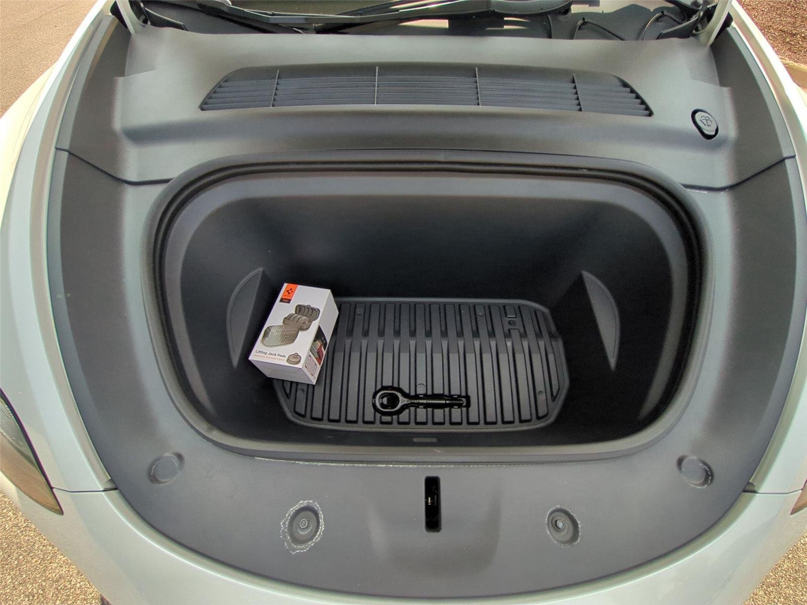 Used 2023 Pearl White Multi-Coat Tesla Long Range image 38