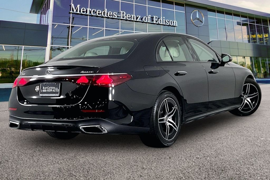 2026 Mercedes-Benz E-Class E350 - Photo 10