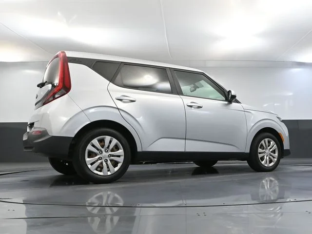 Used 2020 Silver Kia LX image 41