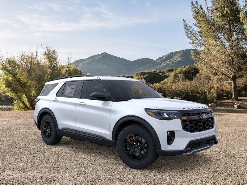 New 2026 Star White Metallic Tri-Coat Ford Tremor® image 7