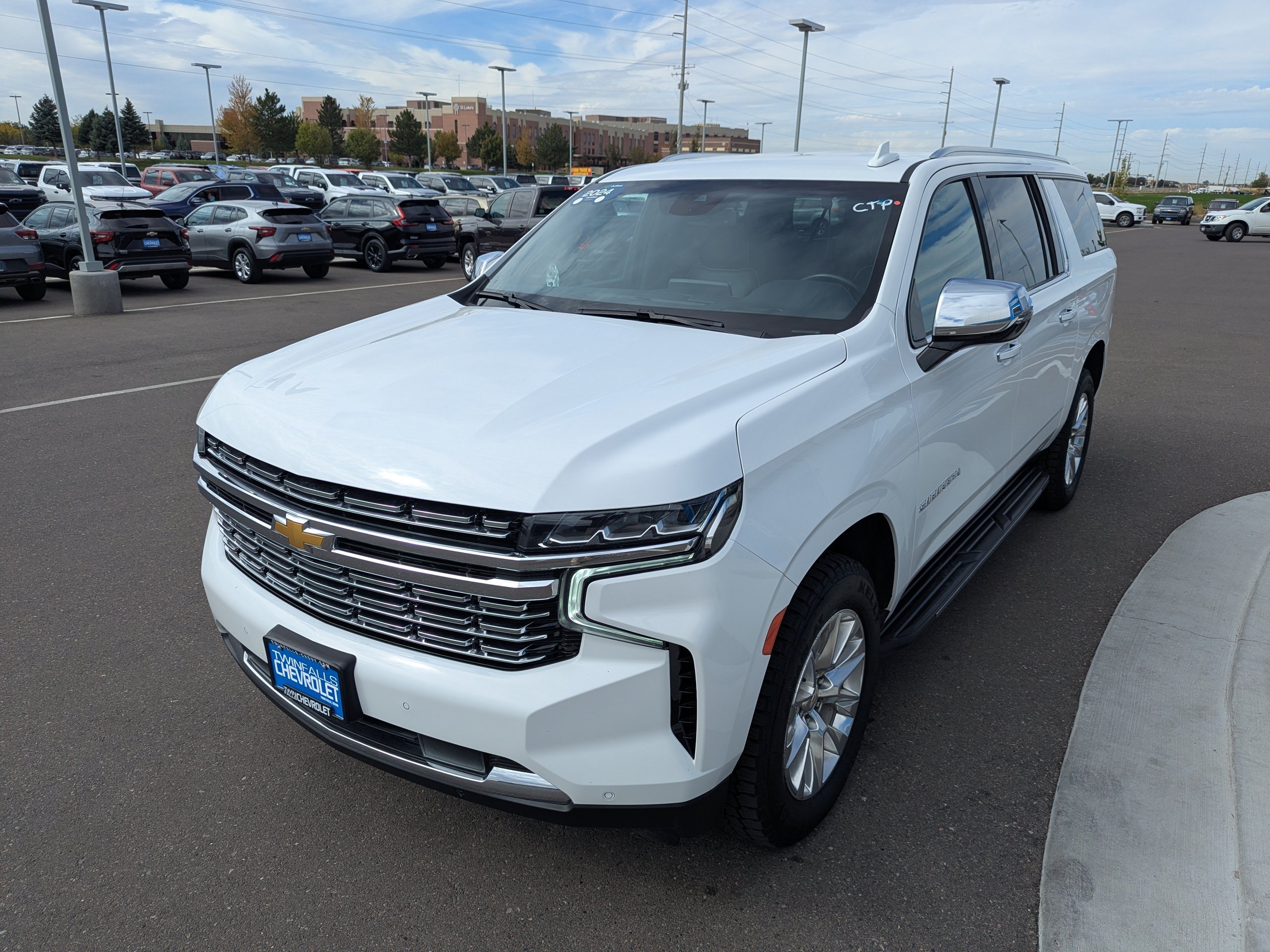 2024 Chevrolet Suburban Premier - Photo 7