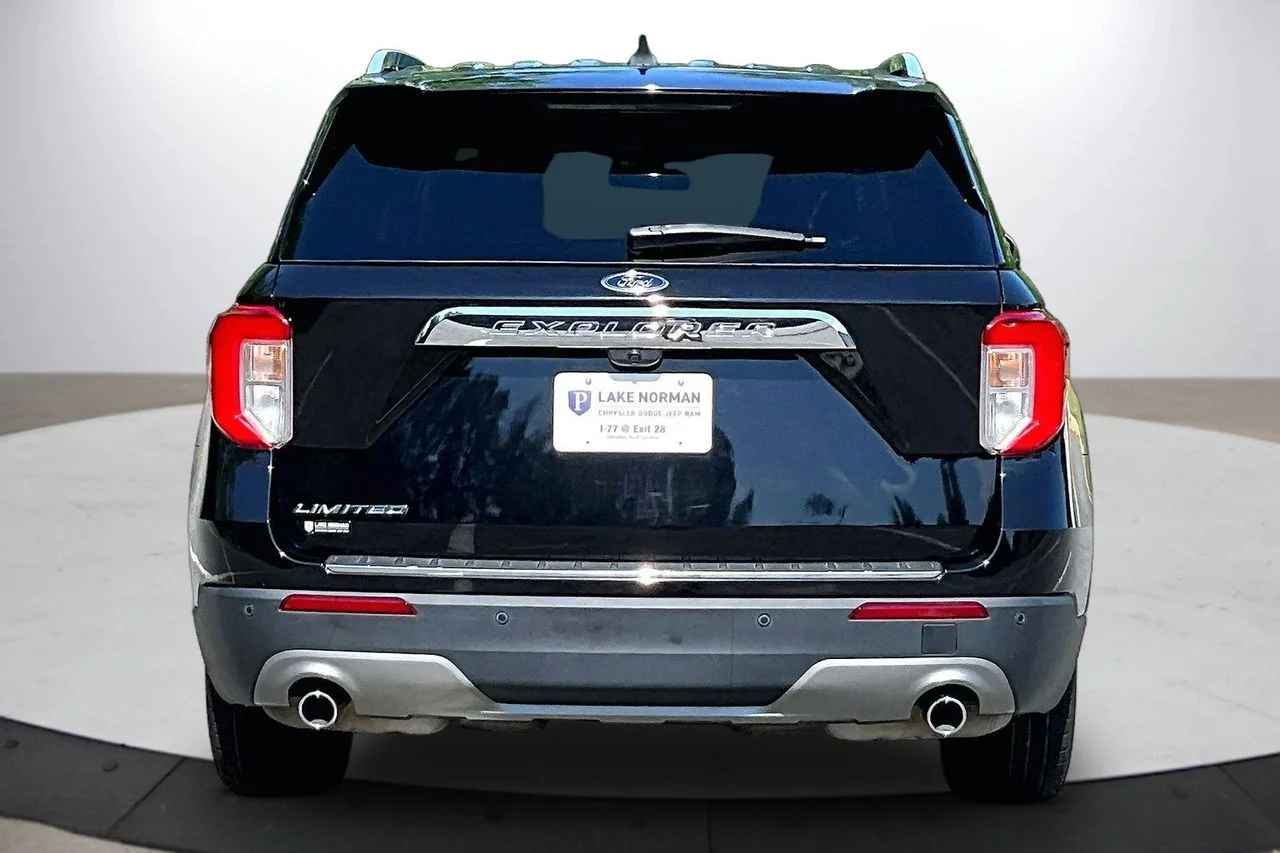 Certified Used 2022 Black Ford Limited image 8